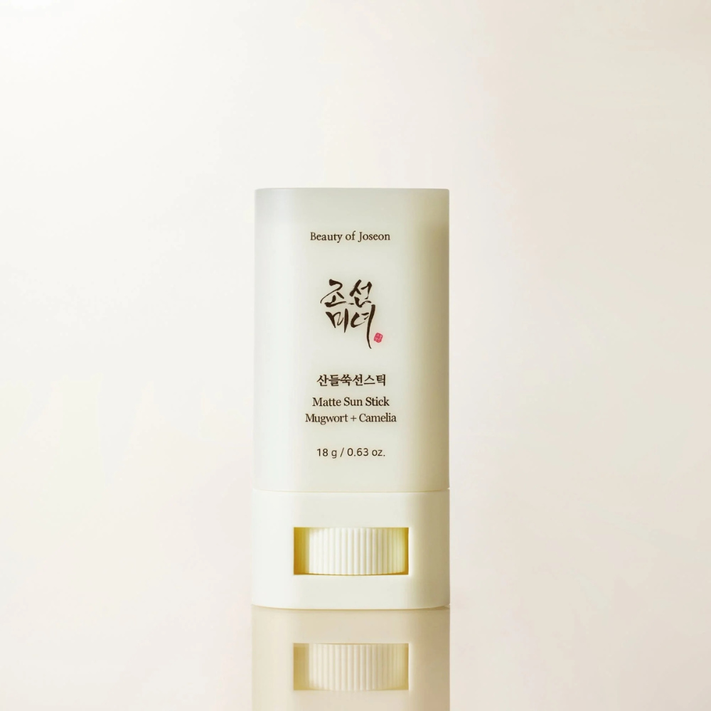 Beauty of Joseon | Matirajoča sončna krema : Mugwort+Camelia SPF50+