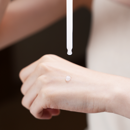 MARY &amp; MAY | Rice Niacin 10% Triple Vitamin Serum