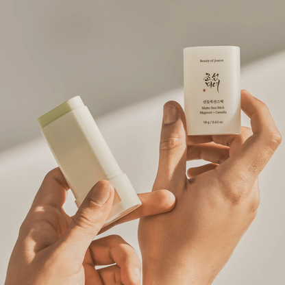 Beauty of Joseon | Matirajoča sončna krema : Mugwort+Camelia SPF50+